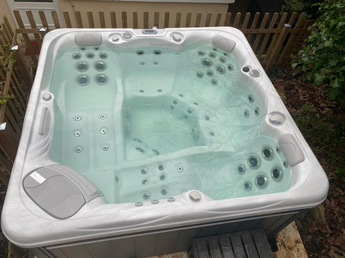 Maison Avec Jardin Et Jacuzzi Proche Polytechnique Palaiseau Exterior foto